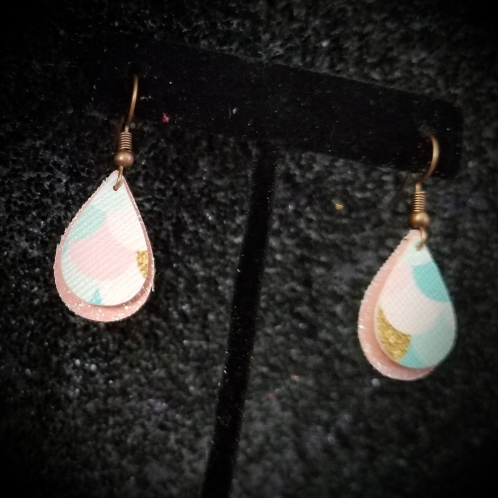 Mini Teardrop Earrings